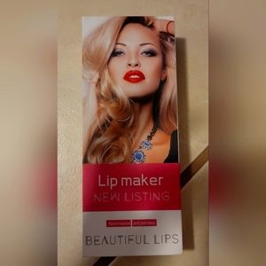 Lip plumping device NIB